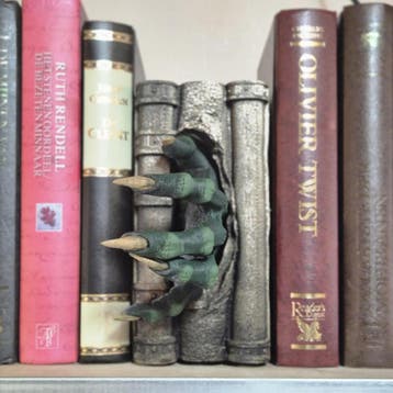 Zombie Hand Book Nook: Terror Emerging from the Shelves book, Verzenden, Nieuw