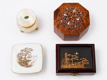 Sieradendoos - Hout, Onyx, Porselein, parelmoer -