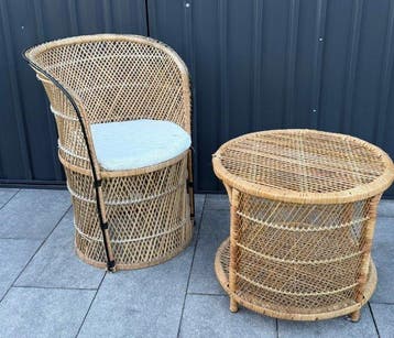 Stoel - Riet - Set van rotan tonstoel met bijpassende ronde, Antiek en Kunst