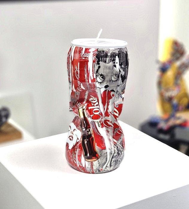 Patryk Konrad - Coca Cola pop art crushed can - limited, Antiek en Kunst, Kunst | Designobjecten