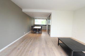 Te huur: Huis Alpen Rondweg in Amstelveen, Noord-Holland, Amstelveen