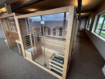 Showroommodel Dreammaker: € 5.995 in plaats van € 9.350, Zo goed als nieuw, Complete sauna