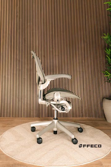 Herman Miller Aeron Titanium (Witte Bureaustoel), Huis en Inrichting, Verzenden, Wit, Zo goed als nieuw, Bureaustoel