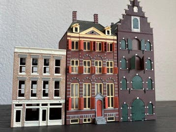 holl H0 - Modeltreingebouwen (3) - Drie handgeschilderde, Nieuw
