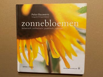 Zonnebloemen - Botanisch - Esthetisch - Praktisch - Culinair, Verzenden, Zo goed als nieuw
