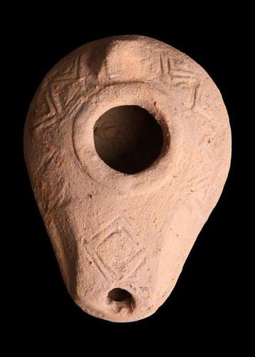 Byzantijns Terracotta Olielamp met geometrisch patroon