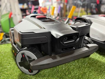 Roborock Rockmow AWD Z120 LiDAR - €300 Actiepakket cadeau, Bestuurbaar via app, Nieuw, Meer dan 25 cm, Roborock