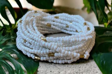 Waist Beads / Afrikaanse Heupketting - DAYO - Wit / Goud (el, Ophalen of Verzenden, Nieuw
