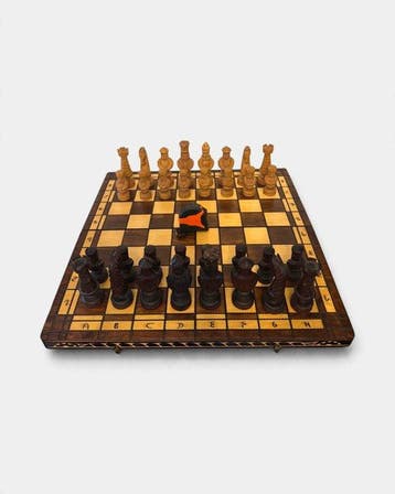 Schaakspel - fraai vintage houten schaakspel en mooi houten