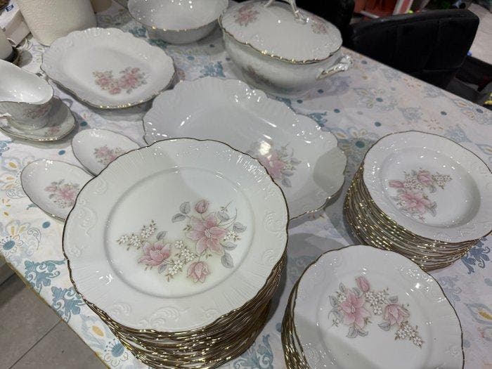 vista alegre - vista alegre Portugal - Tafelservies voor 12, Antiek en Kunst, Antiek | Meubels | Tafels
