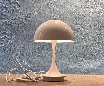 Louis Poulsen - Verner Panton - Tafellamp - Mini Panthella -