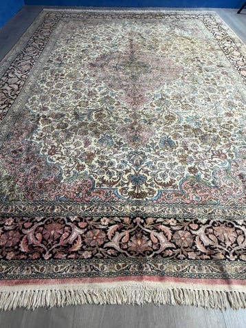 Keshan - Vloerkleed - 370 cm - 267 cm - zijde, Huis en Inrichting, Nieuw