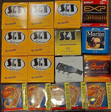 Martin / DAddario / Stay In Tune / Alice / Cort - 17 sets, Nieuw