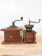 Koffiemolen (2) - Hout, Messing, IJzer, Staal