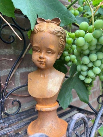 Decoratief ornament - Europa - Gietijzeren meisje-buste, Antiek en Kunst
