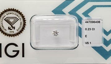 1 pcs Diamant (Natuurlijk) - 0.23 ct - Rond - E - VS1 -, Nieuw