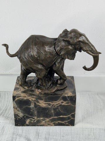 Milo (1910-1978) - Beeld, Bronzen olifant milo - 22 cm -