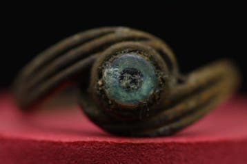 Renaissance - Blue Stone Versierde Ring - 2.2 cm (Zonder