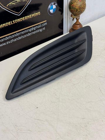 Ford Fiesta 6 bj2014 voorbumper rooster mistlamp links voor, Gebruikt, Voor, Ford, Bumper