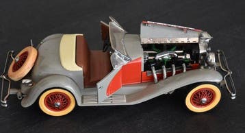 Danbury Mint 1:24 - Modelauto - Duesenberg Speedster 1935, Nieuw