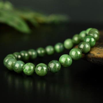 Echte natuurlijke nephrietjade - hoge kwaliteit- 29.1 g, Verzamelen