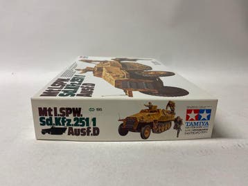 Mtl.SPW.Sd.Kfz.251/1 Ausf. D, Verzenden, Nieuw