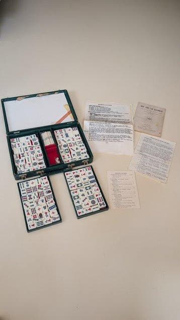 Traditional artisan manufacture - Bordspel - Complete bone