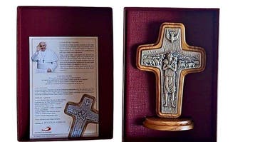 San Paolo Patrimonio - Kruis van Paus Franciscus -