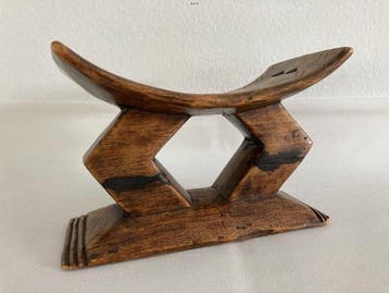 Kruk - Hout - Hoofdsteun- Antiek -