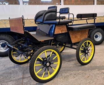 Showroom model nieuw menwagen koets rijtuig recreatiewagen, Nieuw, Overige typen, Paard of Pony