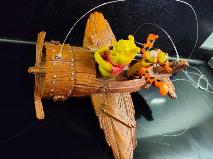 Winnie the Pooh and friends in a plane - 1 Figurine, Verzamelen, Disney