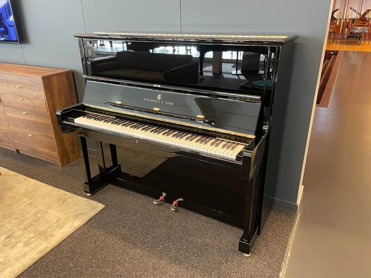 Steinway & Sons K-132 (1993), Muziek en Instrumenten, Piano's, Zwart, Zo goed als nieuw, Verzenden