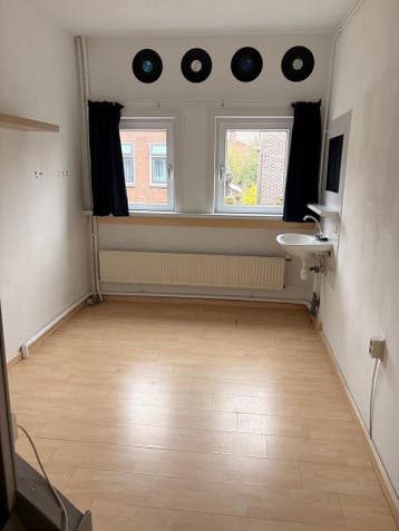 Woning te huur in Enschede - 10 m² - 5 kamer(s) - 5 kamers, Huizen en Kamers, Huizen te huur, Overige soorten, Enschede, Overijssel