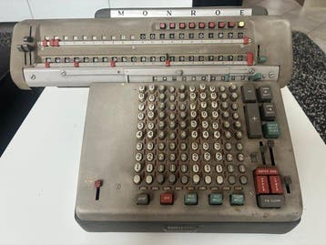 Monroe Calculating Machine - Monroe Model 8N-213 -