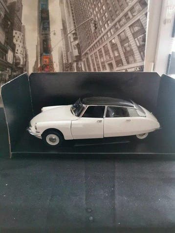 Solido 1:18 - Modelauto - Citroën DS, Nieuw