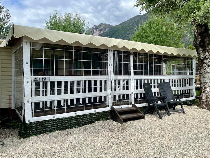 Chalet te huur met 3 slaapkamers (Luganomeer), Vakantie, Vakantiehuizen | Italië, Dorp, Lombardije en Merengebied, Aan meer of rivier
