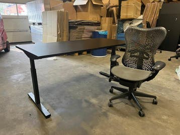 Nieuwe Verstelbare Bureaus Uit Voorraad Leverbaar!, Verzenden, In hoogte verstelbaar, Nieuw