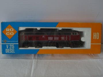 Roco H0 - 4151 - Diesellocomotief (1) - BR 215 031 - DB, Nieuw