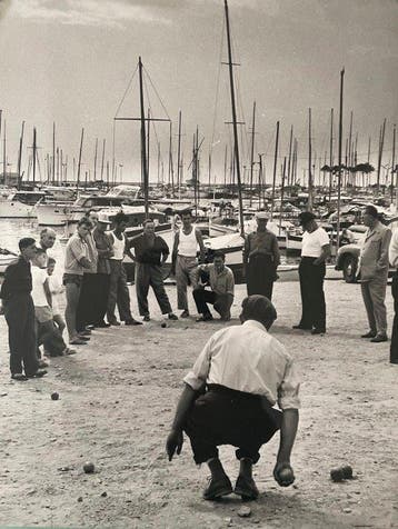 Jean RIBIÈRE (1922-1989) - La pétanque sur le port de Cannes