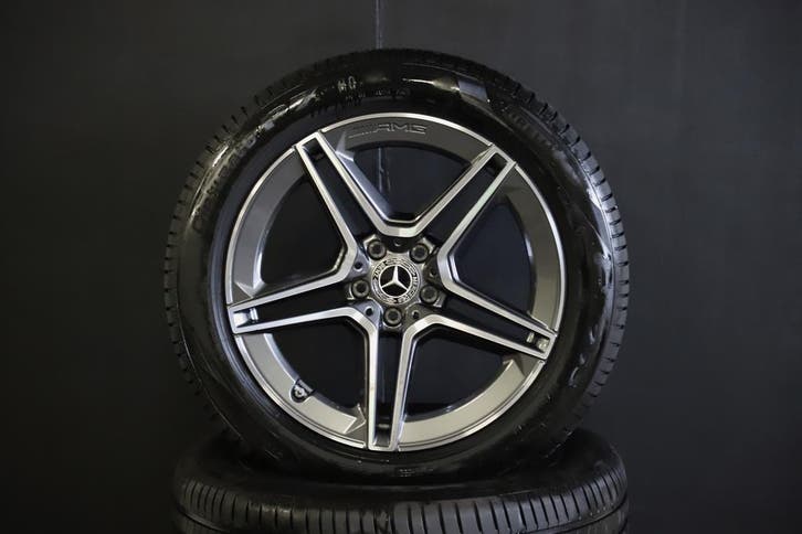 Velgen Mercedes-Benz S-Klasse AMG Pirelli Zomerbanden, Auto-onderdelen, Banden en Velgen, 19 inch, Zomerbanden, 255 mm, Personenwagen