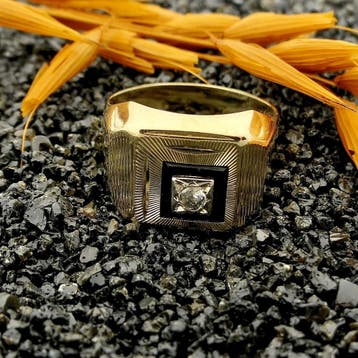 Gouden heren zegelring met onyx en zirconia, Gebruikt, 19 tot 20, Heer, Ophalen of Verzenden