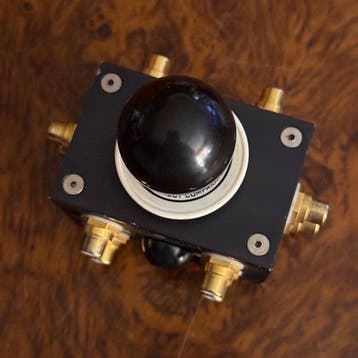 WireWorld por David Salz - INTERCONNECT COMPARATOR – OCTROOI, Nieuw