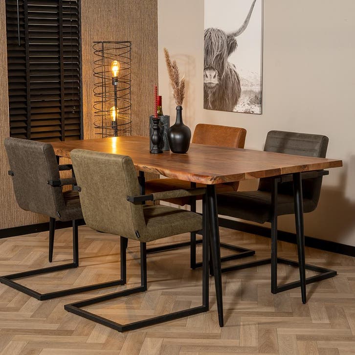 50% Korting: Eetkamertafel boomstam Richy acaciahout, Huis en Inrichting, Tafels | Eettafels, Zo goed als nieuw, Rechthoekig, Ophalen