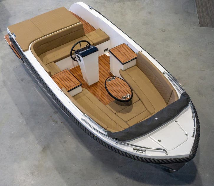 Reitdieper 63 Tender – Stille luxe, 100% elektrisch varen