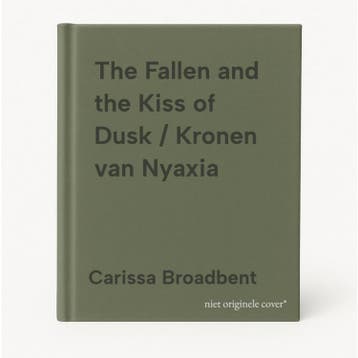 The Fallen and the Kiss of Dusk / Kronen van Nyaxia, Verzenden, Gelezen, Carissa Broadbent