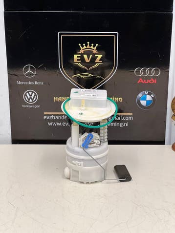 Renault Clio brandstofpomp elektrisch bj.2021 art.172021618R, Auto-onderdelen, Gebruikt, Renault