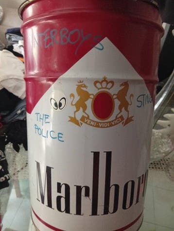 Krat - IJzer - Marlboro-barrel met deksel