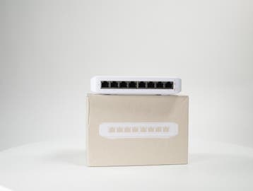 [RETOURDEAL] Ubiquiti UniFi Switch Lite 8 PoE [1] [Retour..., Ophalen of Verzenden, Nieuw