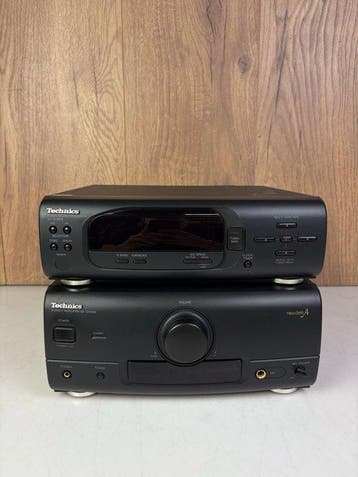 Technics - SE-CH909 Amplifier + ST-CH909 Processor Stereoset, Nieuw