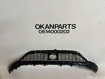 Dacia Sandero III Stepway voorbumper spoiler 620265111R, Ophalen, Gebruikt, Voor, Bumper